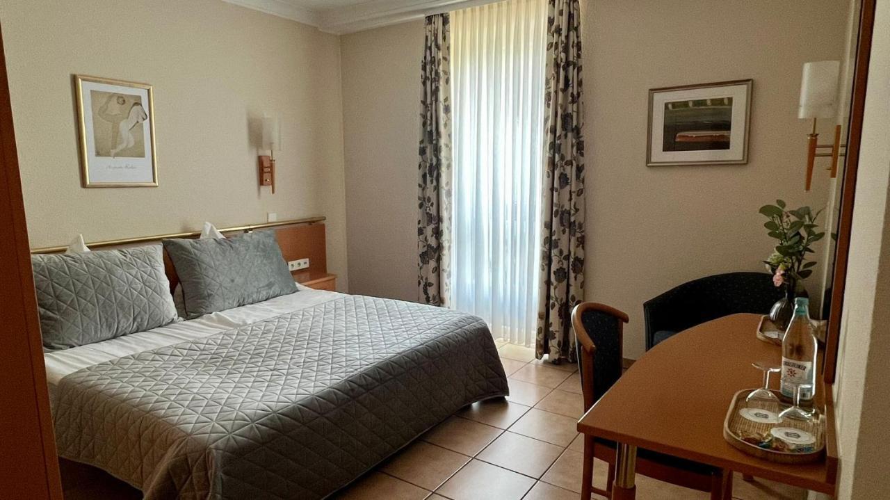 Hotel Victoria Dinslaken Zewnętrze zdjęcie