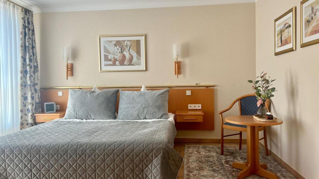Hotel Victoria Dinslaken Zewnętrze zdjęcie