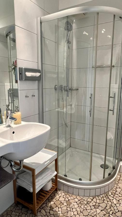 Hotel Victoria Dinslaken Zewnętrze zdjęcie