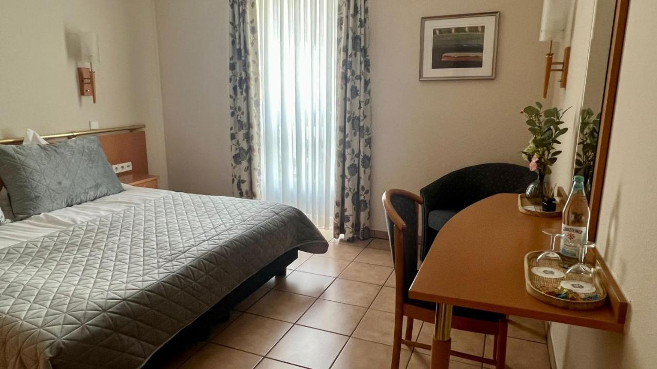 Hotel Victoria Dinslaken Zewnętrze zdjęcie