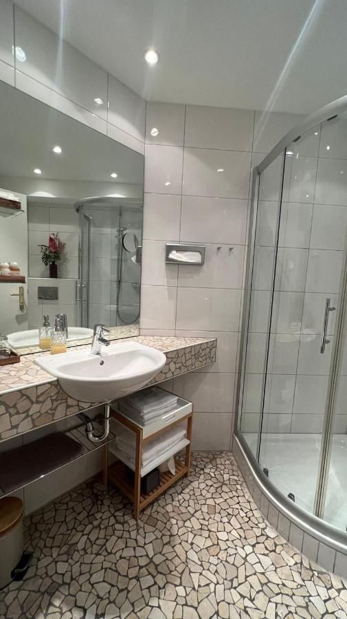 Hotel Victoria Dinslaken Zewnętrze zdjęcie