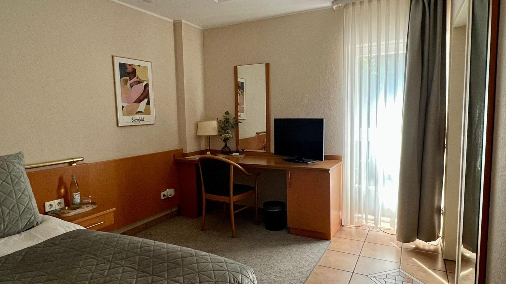 Hotel Victoria Dinslaken Zewnętrze zdjęcie